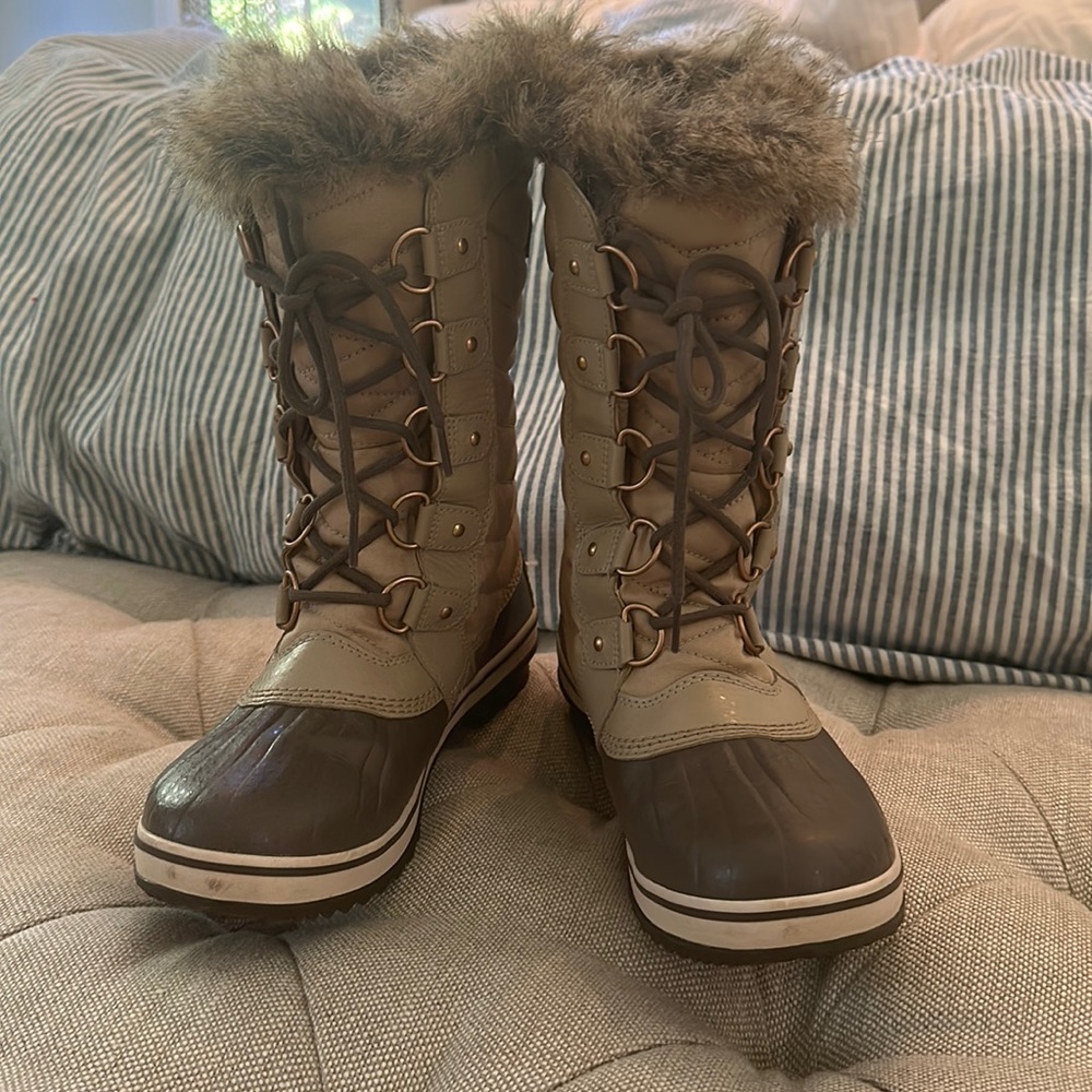 Sorel’s Women’s Tofino Winter Boot
